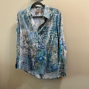 Chico's Size 1 Or Medium Blue and Green Printed Button-Down Shirt New